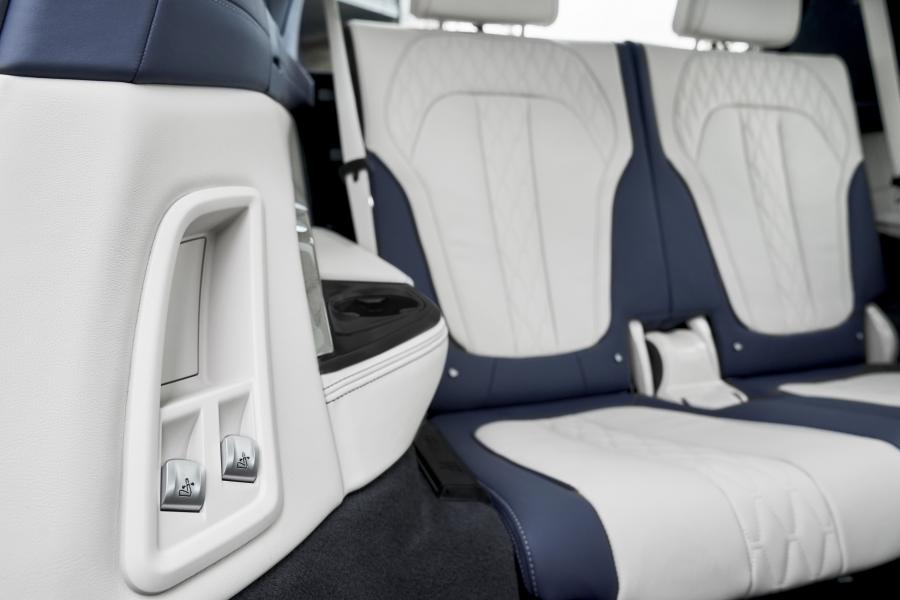 Интерьер BMW X7 xDrive40i (G07) 2017 года  (WW) (фото 32 из 101)